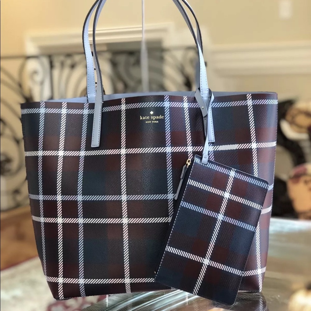 NWT kate spade plaid reversible Tote&wristlet - Picture 7 of 8